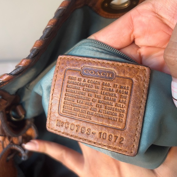 Coach Chelsea Abbey laced Shoulder bag / satchel 2007 - Picture 8 of 8